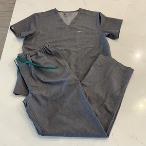 Figs Men's Scrub Set in Graphite Gray Size Large - Picture 1 of 12