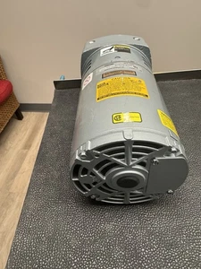 Gast MFG 0523-101Q-G582DX Vacuum Pump, GE 5KH35HNA522X 1/3 HP Motor, 110V ONLY - Picture 1 of 4