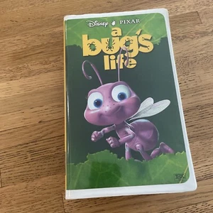 A Bugs Life (VHS, 1999) Disney Pixar - Clam Shell 15653 - Picture 1 of 4