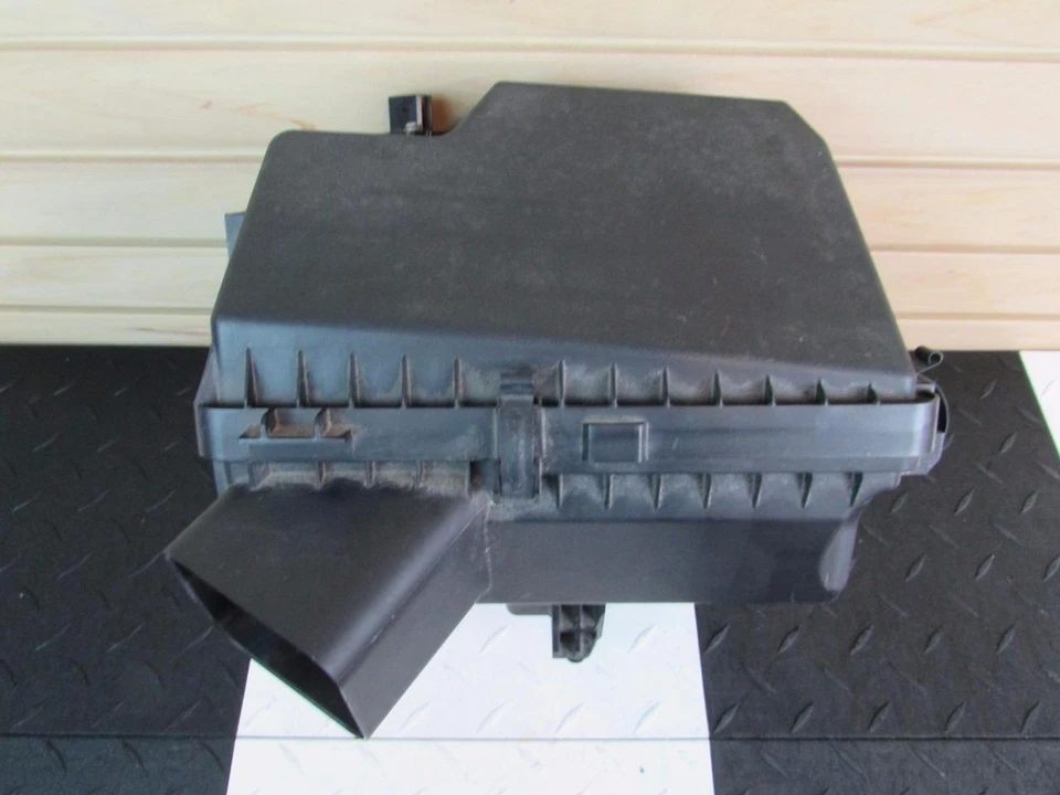 2015 Nissan Altima Engine Air Intake Filter Housing w/ MAF Air Cleaner 6k Miles - Изображение 1 из 1