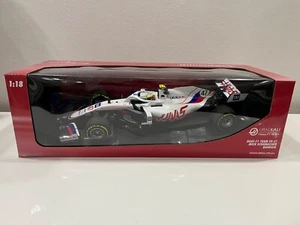 Minichamps 1:18 HAAS FI TEAM VF-21 MICK SCHUMACHER BAHRAIN Modellauto - Bild 1 von 10