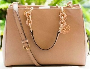 cynthia michael kors handbag