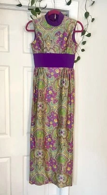 Maxi Vestido Psicodélico Cuello Alto Paisley Años 60 De Colección Fiesta Funky Mod Aberturas Foto 1 de 4