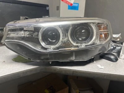 2014 BMW 428i Xdrive, farol (lâmpada incluída) - Imagem 1 de 4