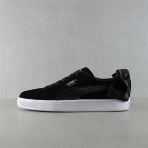 black puma trainers