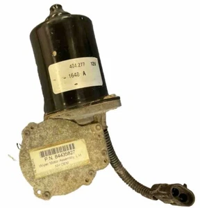 CNH Windshield Wiper Motor (84435827) - Picture 1 of 2