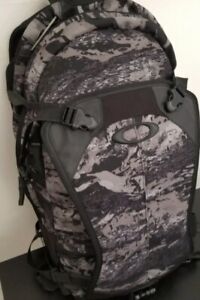 Oakley Snow Pack Backpack Black Tiger Camo 92109-075 Elite Juliet Romeo Medusa 