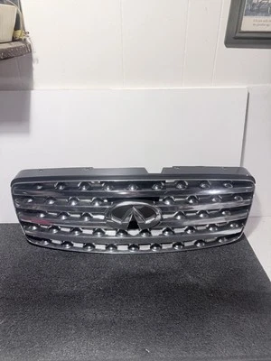 2003-2005 Infiniti FX35 FX45 Front Upper Grille chrome w/emblem genuine Oem nice - Image 1 of 4