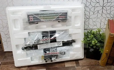 Bachmann Hawthorne Village HO  Red Sox Fenway Park Box Car Railroad Crossing NEW - Image 1 of 4