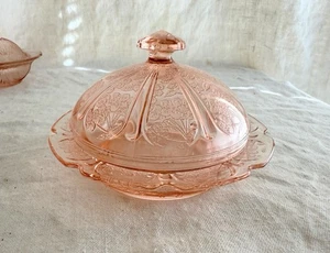 Rosa Depression Käse Butterdose Kirschen Kirschmuster - Bild 1 von 5