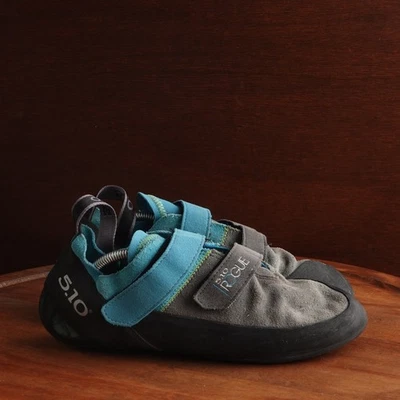 Tênis de escalada Five Ten 5.10 Rogue Rock masculino tamanho 10 cinza azul bouldering atlético - Imagem 1 de 4