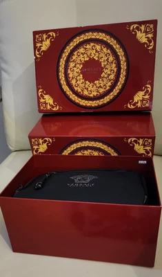 Versace Eros Flame Juego de 3 piezas Eau Parfum 100 ml y Spray de Viaje 10 ml Bolsa Trousse Foto 1 de 4