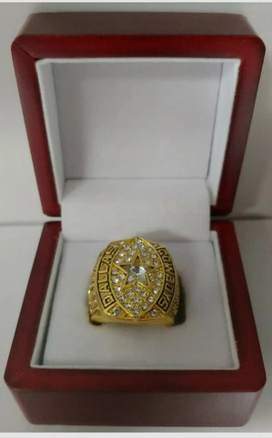 Troy Aikman - 1992 Dallas Cowboys Super Bowl Gold Color Ring With Wooden Box Cover