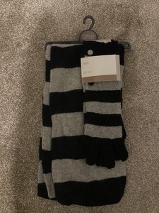 m and s hat and scarf set