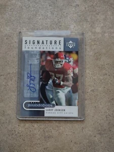 2005 Upper Deck Signature Foundations Larry Johnson Auto. Chiefs Legend! Rare - Picture 1 of 2