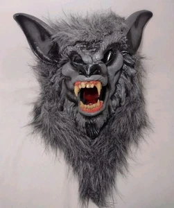 Máscara de Halloween para hombre lobo capucha completa de colmillos de piel gris sintética miedo - Imagen 1 de 4