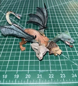 Chimera Fantasy Figur Drache Löwe Ziege Schlangenkopf Safari Ltd 2008 - Bild 1 von 11