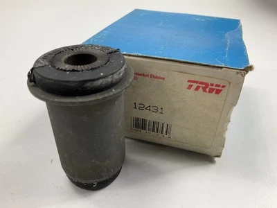 Buje brazo de control inferior delantero TRW 12431 1982-85 Toyota Celica, 82-84 Cressida Foto 1 de 3