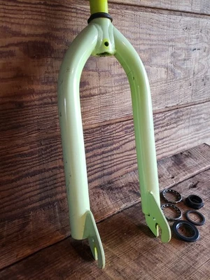 Horquillas BMX sin marca 6" X 1" dirección para rueda de 20" para adaptarse a vástago/pluma de 21,1 mm Foto 1 de 4