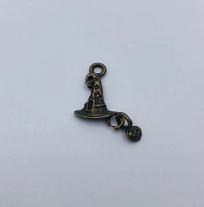 6 dijes de sombrero de mago tono bronce artesanía metal colgante mágico 0,8" pulgadas - Imagen 1 de 1