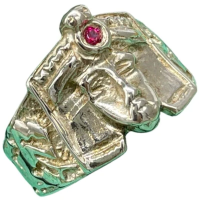 ANELLO UOMO SFINGE EGIZIANA REALIZZAZIONE ORAFA ARGENTO 925 PIETRA SULLA FRONTE. - Immagine 1 di 4