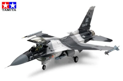 Lockheed F-16C/N Aggressor/Adversary (Block 30/32/42) 1:48 TA61106 - tamiya mode - Immagine 1 di 4