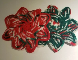 Remaches ganchillo en forma de estrella agarraderos rojo blanco y verde - Imagen 1 de 4