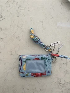 NWT Vera Bradley Zip ID Lanyard - Seafood Boil Print - Beautiful! - Picture 1 of 4