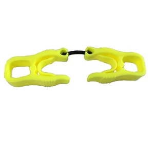 Clip per Guanti Morsetto Supporto Grabber Attacco di Sicurezza Guanti Asciugamano Vetro Casco AT03-Y - Foto 1 di 8