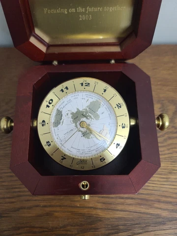 Vintage Selco Geneve Quartz Desk Clock Wood Case World Time Cool Unique Custom Cover