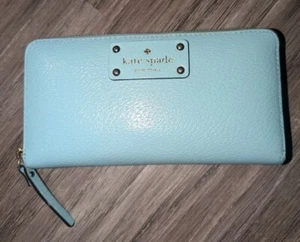 Kate Spade Wellesley Neda Wallet Blue Hydrangea WLRU1153 Zip Around - Picture 1 of 20