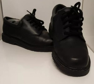 safetrax slip resistant shoes