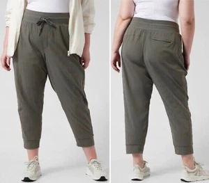 Nuevo con etiquetas Pantalón Athleta Trekkie North Jogger 18 Mountain Olive Senderismo Trail Bolsillos con Cremallera - Imagen 1 de 12