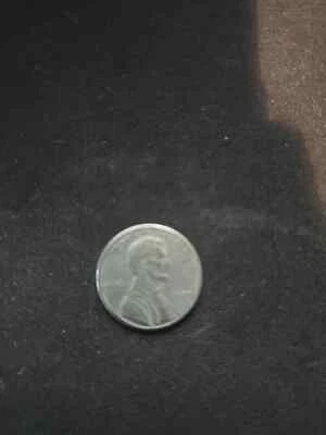 1983 D Silver Penny - Image 1 of 2