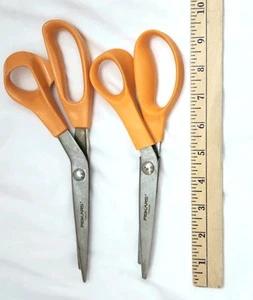 Lot 2 Fiskars Pinking Shears 9" and 10" Vintage Orange Handles Scissors - Picture 1 of 10