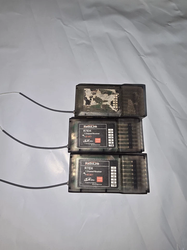 Receptores Radiolink RC usados de un dólar sin precio base para piezas o reparación Foto 1 de 1