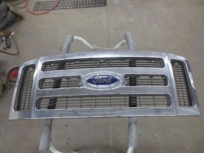 Ford F-250 2008-2010, F-350 Superduty parrilla OEM Foto 1 de 4