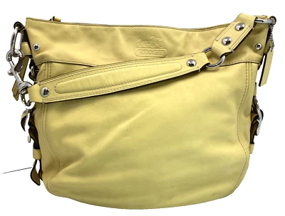 Bolsa balde de ombro amarela COACH Zoe F12669 - Imagem 1 de 4