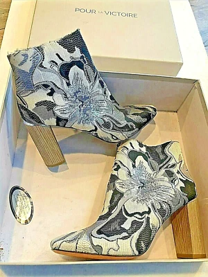 Womens Brocade Booties Pour La VICTOIRE Black White Rickie Boots 6.5M New in Box - Image 1 of 4