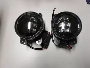 DV8 OFF- ROAD 4" LED 30W REPLACEMENT FOG LIGHT #R4FL16W3W - NEW - Picture 1 of 3
