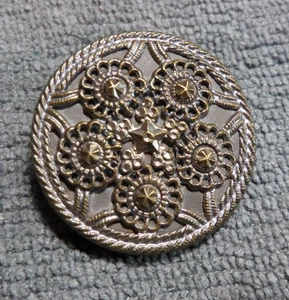 Vintage Antique Metal Picture Button FANCY PATTERN - Picture 1 of 4