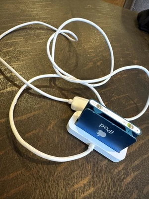 iPod 2nd generation Mini Green - Image 1 of 3