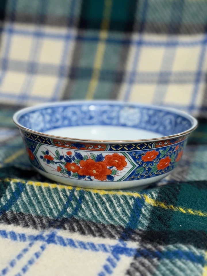 "Cuenco de colección Tiffany & Co. Chinoiserie azul blanco floral estilo Imari 7 1/2""" Foto 1 de 4