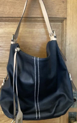 Bolso estilo hobo de David Jones Foto 1 de 3