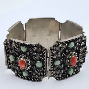 Bracciale Vintage Pannello Cinese Cannetiglia Filigrana Corallo Turchese Metallo Bianco - Foto 1 di 11