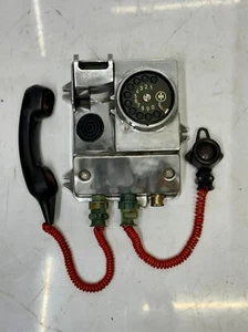 Téléphone mural ancien Essen vernis aluminium ancien étincelle déco nautique ... - Imagen 1 de 7
