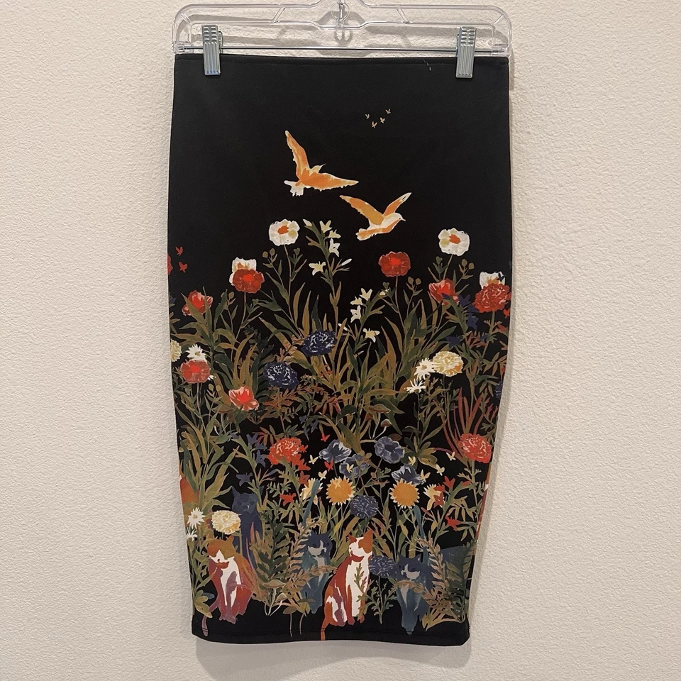 Falda Lápiz Floral Zara Estampado Pájaros Gatos Ajustada Carrera Informal Pequeña Elástica Foto 1 de 4