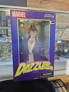 New Marvel Gallery DAZZLER Comic PVC Diorama Figure Statue Diamond Select - Picture 1 of 4