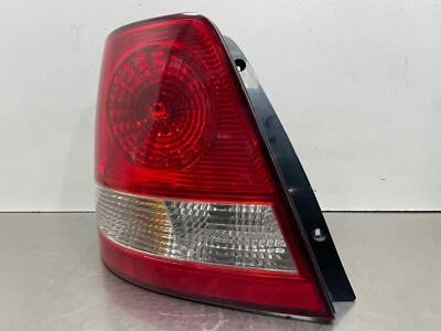 Luz trasera del lado del conductor izquierdo Kia Sorento 2006 fabricante de equipos originales lámpara de freno 2003-2005 Foto 1 de 4