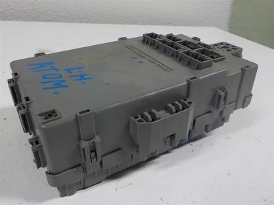 Honda Odyssey 2014-2017 cabina interior caja de fusibles 38200-Tk8-A04 38200Tk8a04 Foto 1 de 3